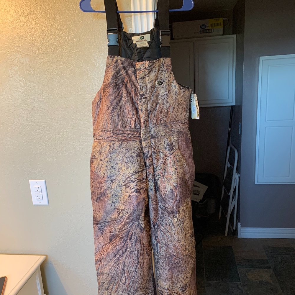 Mossy Oak Insulated/Waterproof Hunting Bibs